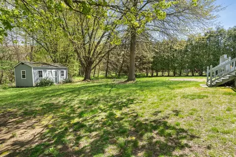 10 Plumbrook Dr, Easthampton, MA 01027 photo 37