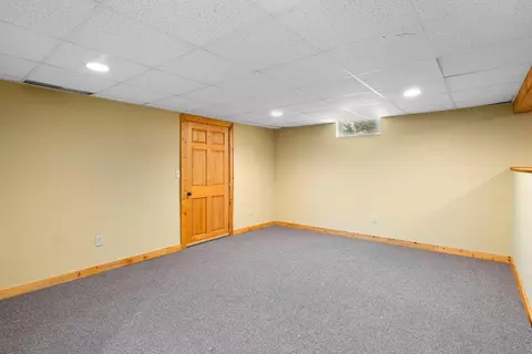 10 Plumbrook Dr, Easthampton, MA 01027 photo 29