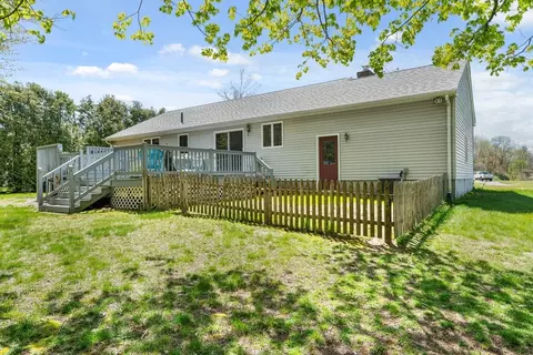 10 Plumbrook Dr, Easthampton, MA 01027 photo 36