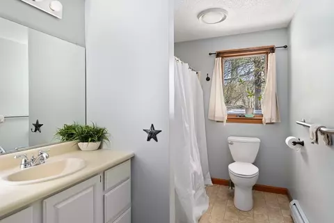 10 Plumbrook Dr, Easthampton, MA 01027 photo 26