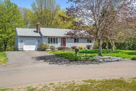 10 Plumbrook Dr, Easthampton, MA 01027 photo 3