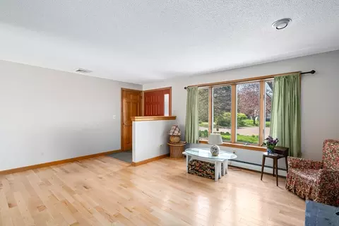 10 Plumbrook Dr, Easthampton, MA 01027 photo 15