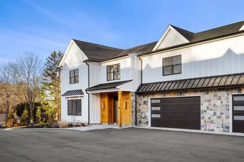 6 Orchard Rd #6 A, Gloucester, MA 01930