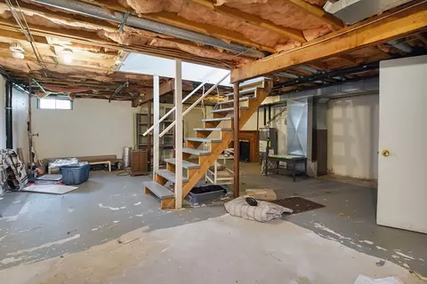 55 Chalmers St, Springfield, MA 01118 photo 15