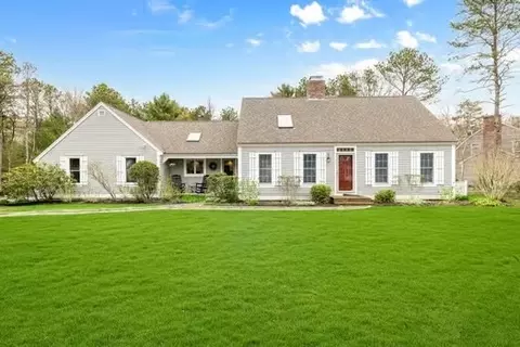 54 West Way, Mashpee, MA 02649