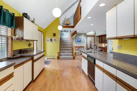 5 Vista Cir, Barnstable, MA 02632 photo 8