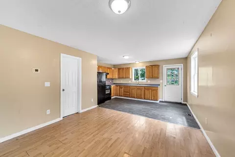 Living - 53-55 Allendale St, Springfield, MA 01107 photo 1 of 5