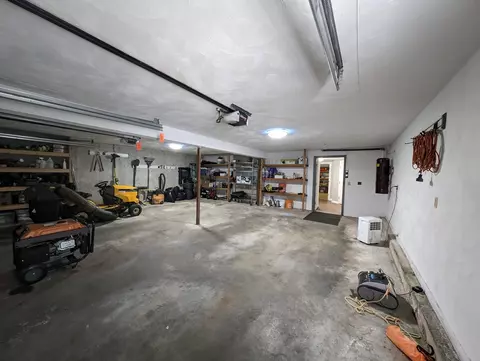Exterior - 2 Sherry Ln, Spencer, MA 01562 photo 4 of 5