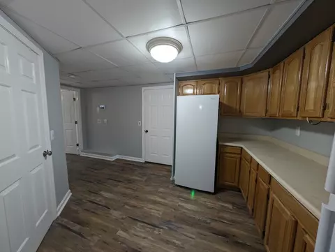 Entry Way - 2 Sherry Ln, Spencer, MA 01562 photo 1 of 5
