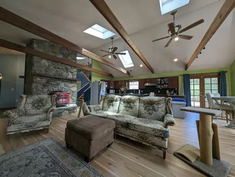 Living - 2 Sherry Ln, Spencer, MA 01562 photo 1 of 12
