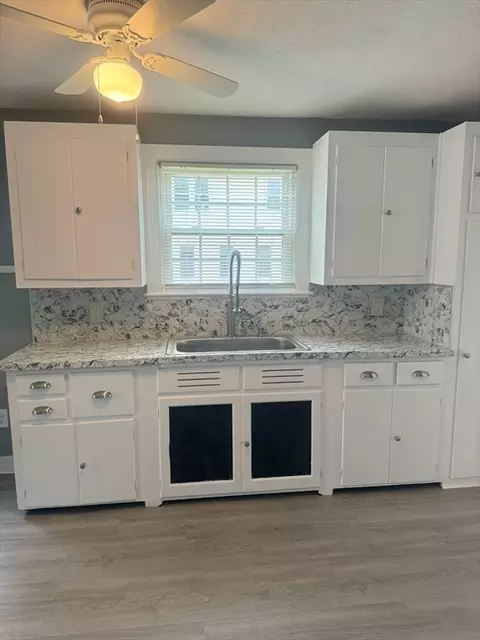 Kitchen - 90 Elijah St, Springfield, MA 01109 photo 1 of 6