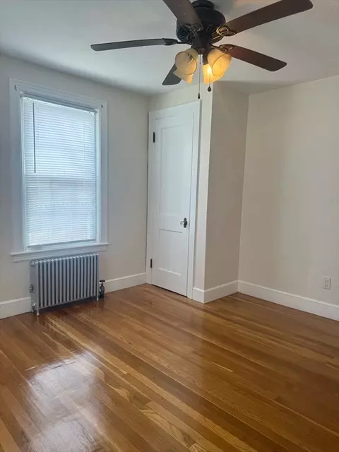 Bedroom - 90 Elijah St, Springfield, MA 01109 photo 2 of 3