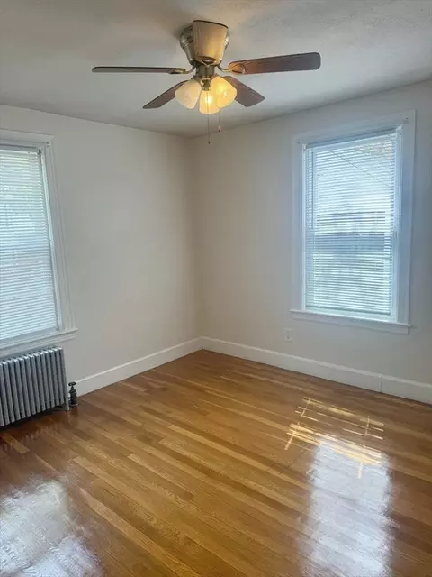 Bedroom - 90 Elijah St, Springfield, MA 01109 photo 1 of 3