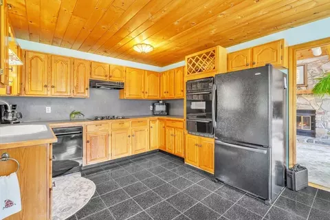 15 Sherman Hill Rd, Ware, MA 01082 photo 3
