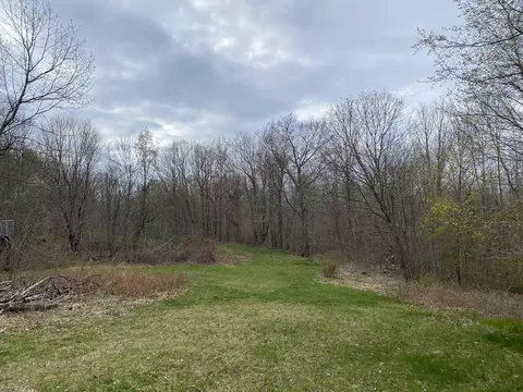 20 Grow Ln, Princeton, MA 01541