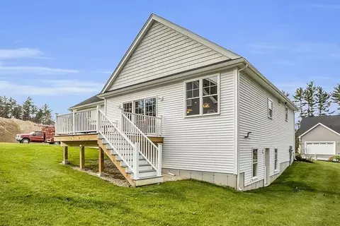 Other - 9 Shoemaker Ln #4, Upton, MA 01568 photo 7 of 7