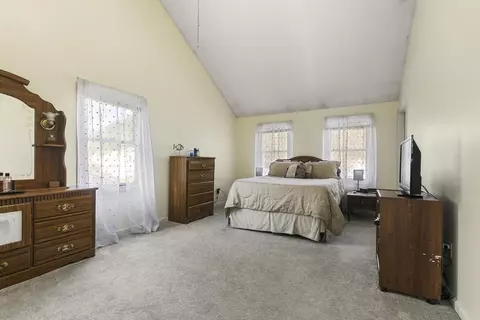 80 Brookside Dr, Gardner, MA 01440 photo 9