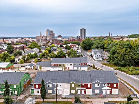 View/Area - 88 Central St #307, Springfield, MA 01105 photo 2 of 3