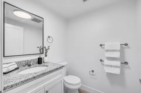 78 Central St #302, Springfield, MA 01105 photo 12