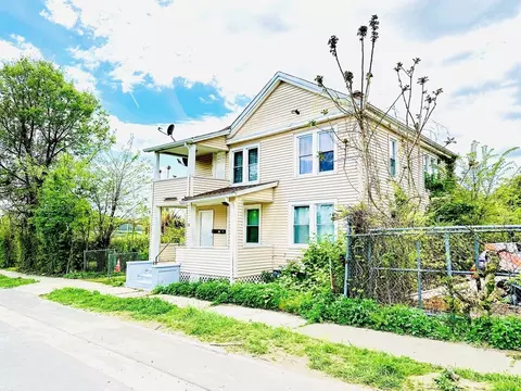 48 Morris St, Springfield, MA 01105 photo 4