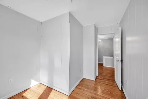 68 Parkside St, Springfield, MA 01104 photo 10