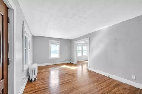 68 Parkside St, Springfield, MA 01104 photo 19