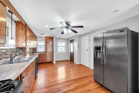 68 Parkside St, Springfield, MA 01104 photo 29