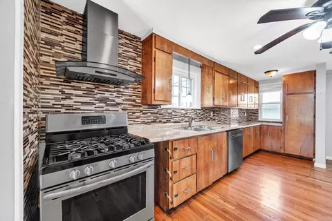 68 Parkside St, Springfield, MA 01104 photo 33