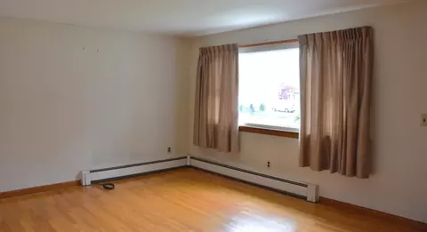 5 Orchard Ave, Webster, MA 01570 photo 7
