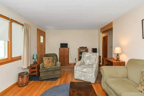 Living - 91 E Hadley Rd, Amherst, MA 01002 photo 2 of 2