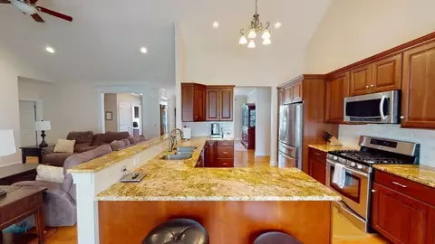 7 Bunker, Chicopee, MA 01020 photo 23