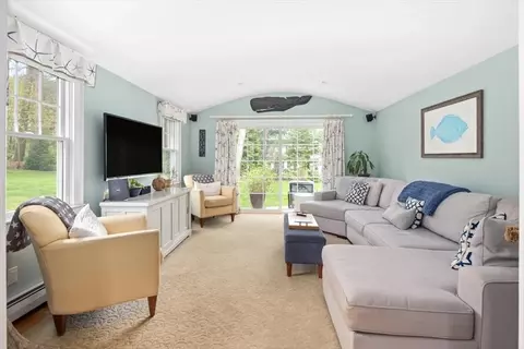 14 Whitcomb Ln, Hingham, MA 02043 photo 6
