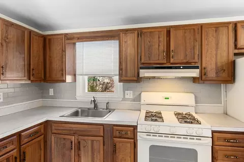 12 Parker Dr, Wareham, MA 02571 photo 8