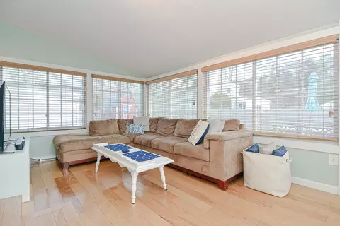 59 Harriss Ct, Abington, MA 02351