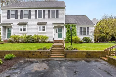 51 Carlson Ln #29, Falmouth, MA 02540