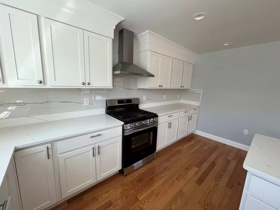 36 Hillside Ter, Dracut, MA 01826 28 Photos Movoto