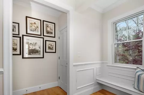 25 Lewis Ct, Hingham, MA 02043 photo 4