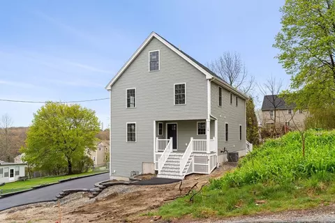 16 Niagara St, Haverhill, MA 01832