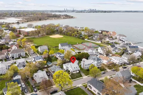 31 Chickatabot Rd, Quincy, MA 02169
