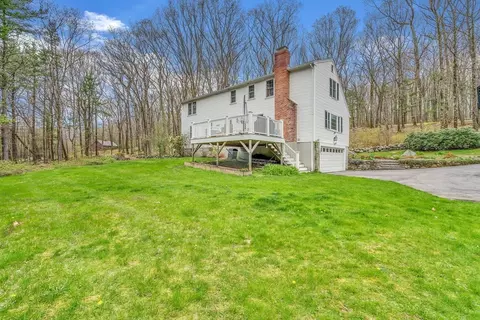 Exterior - 53 Park Ln, Harvard, MA 01451 photo 5 of 7