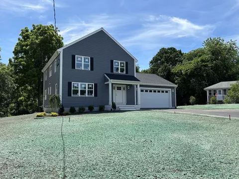 15 Chestnut St, East Bridgewater, MA 02333