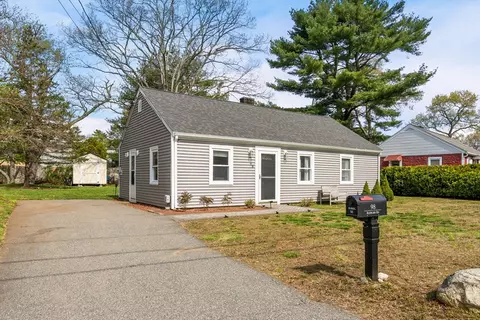 98 Rayburn Rd, Stoughton, MA 02072