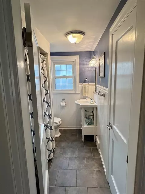 Bath - 3 Ayer Rd, Lawrence, MA 01843 photo 1 of 4