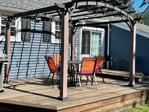Exterior - 3 Ayer Rd, Lawrence, MA 01843 photo 5 of 8