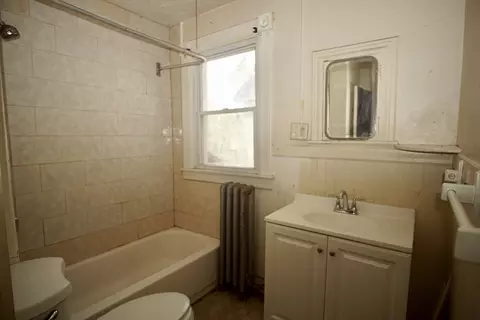336 Eastern Ave, Springfield, MA 01109 photo 10