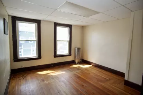 336 Eastern Ave, Springfield, MA 01109 photo 8