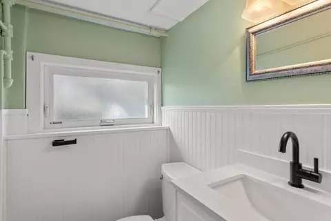 Bath - 52 Chute Rd, Dedham, MA 02026 photo 2 of 2