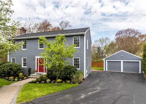 25 Snow Cir, Waltham, MA 02451