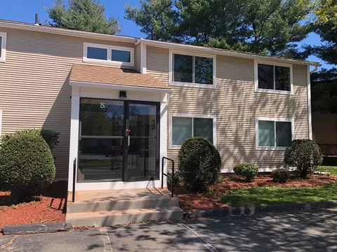 8 Arbor Way #D, Holyoke, MA 01040