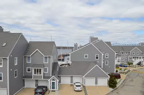 700 Shore Dr #105, Fall River, MA 02721 photo 7